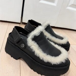 UGG Esmee Leather Clogs